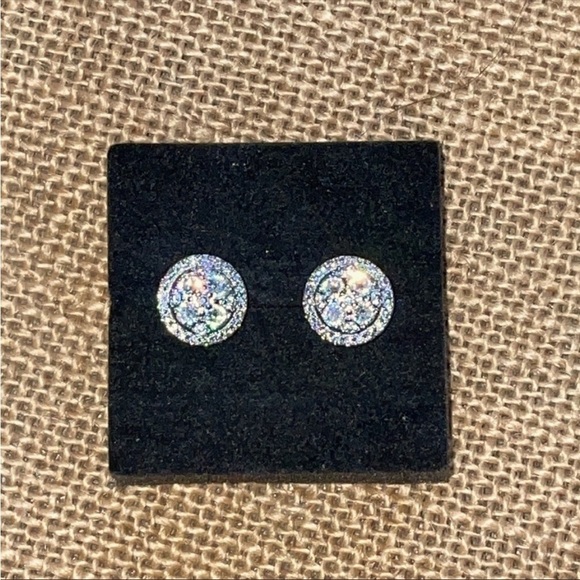 Dazzling Round Cubic Zirconia Stud Earrings sparkly Stud 12mm  round New - Picture 8 of 10